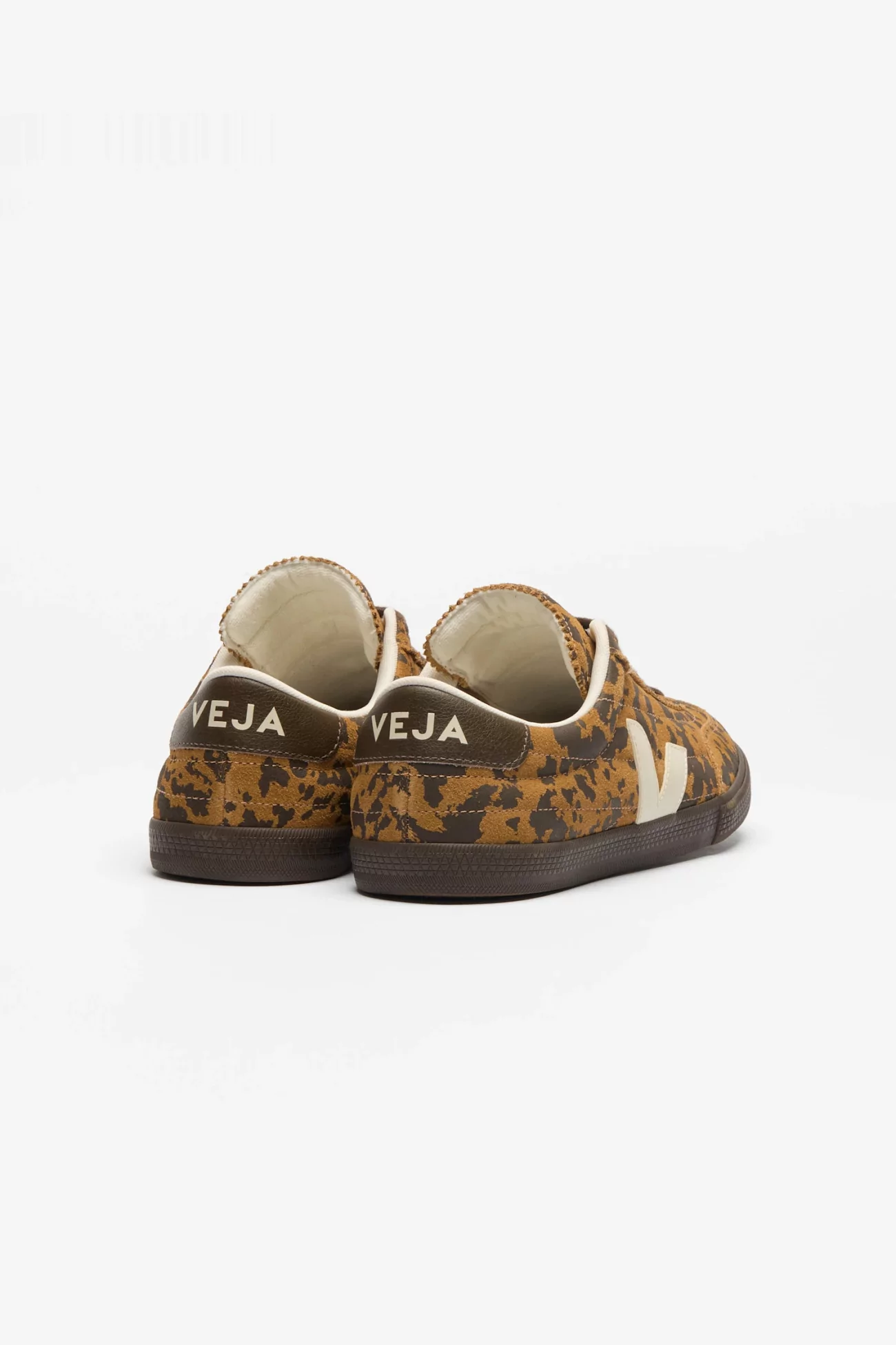 VEJA Panenka Suede – Camel Wild Country | Centre Commercial